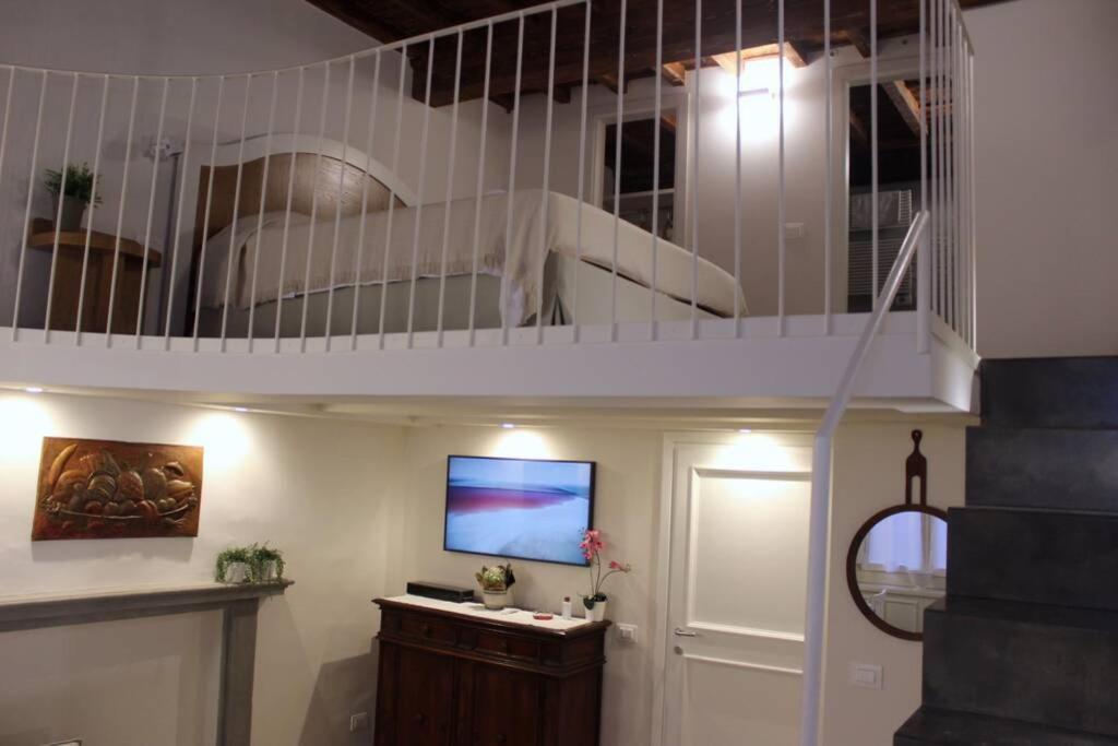 Art Apartment Santa Croce Suite Florence Exterior photo